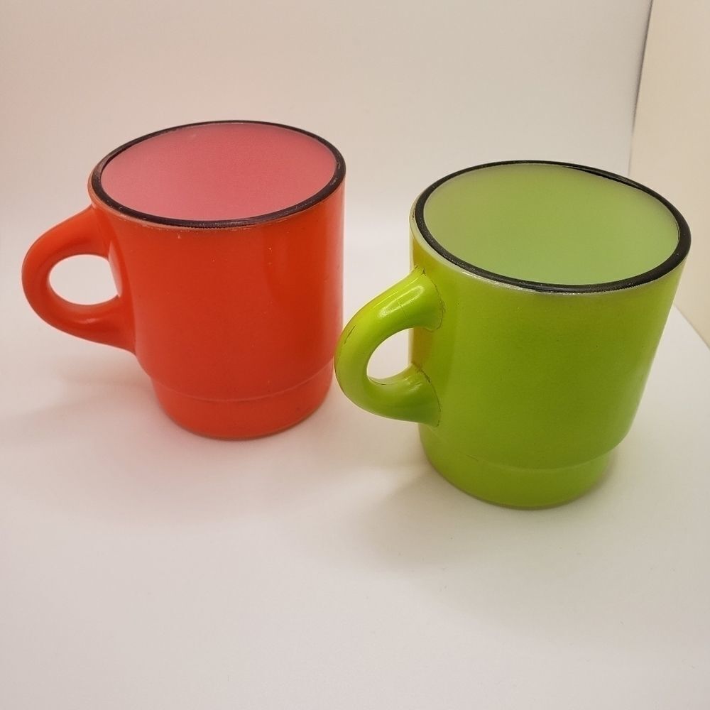Vintage Anchor Hocking Fire King Ware Stackable Green Red Mugs